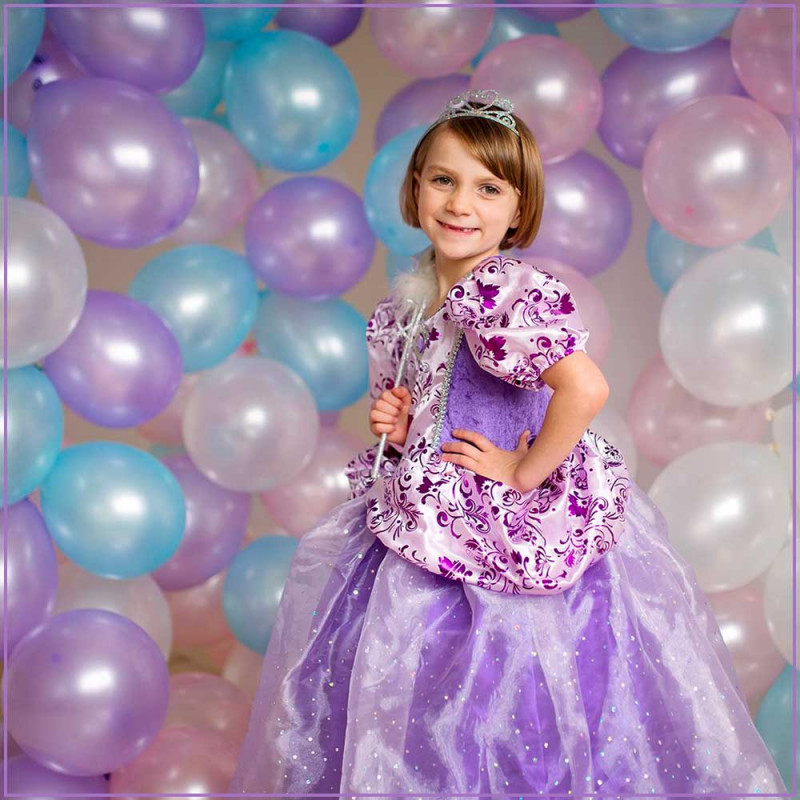 Robe de princesse lila 4-7 ans mise en scène fillette